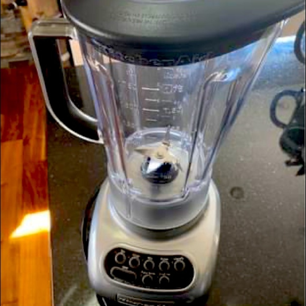 KitchenAid 5-speed stainless blender